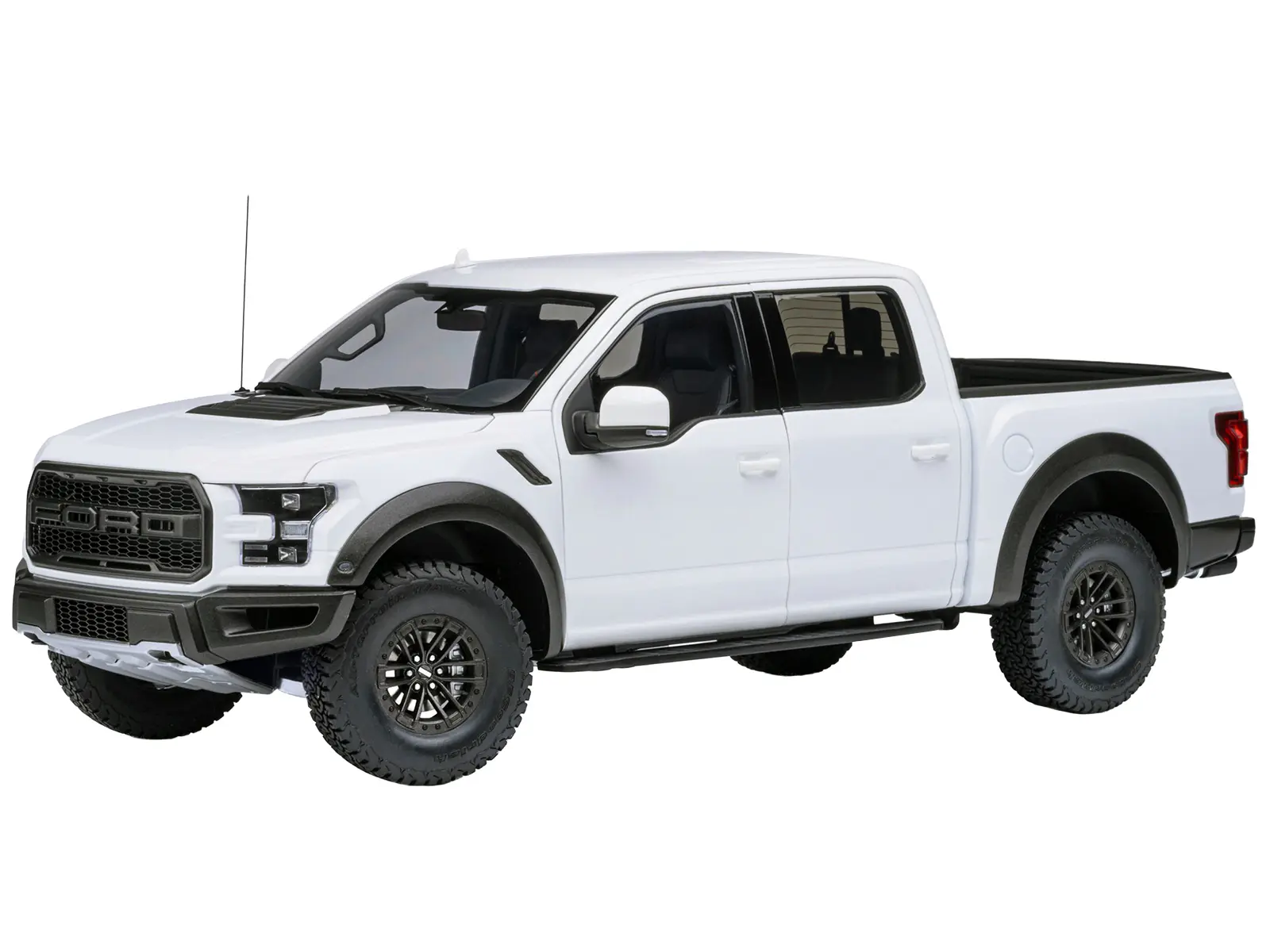 2019 Ford F-150 Raptor Pickup Truck Oxford White 1/18 Model Car by Autoart