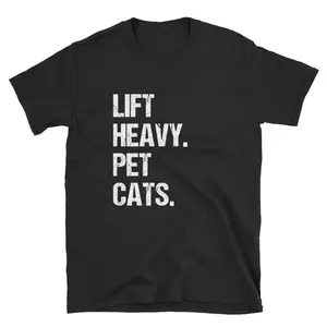 Humorous Heavyweight Cat Lift Shirt for Gym Lovers Weightlifting Pet T-Shirt