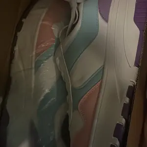 Roller Skate Shoes for Kids Girls Boys Detachable Wheeled Fashion Sneakers