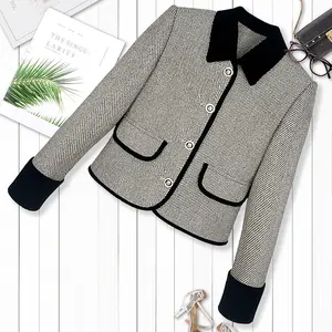 Fashion contrasting velvet lapel top  new style temperament commuting long sleeved jacket