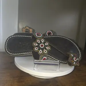 Women's Handmade Beaded Pure Leather Flat Sandals - Empress Legacy Flower Footwear