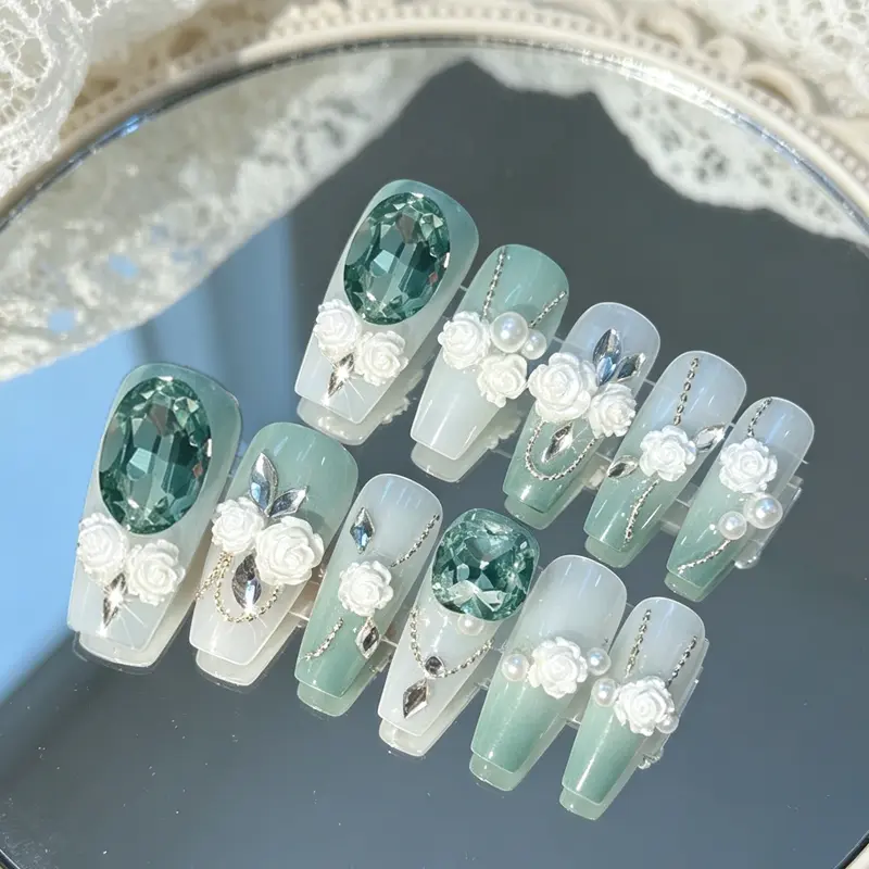 Luxury 3D Full Cover False Nails Medium Coffin Shape Press On Nail Tips 24 Pieces Daily Nail Decoration