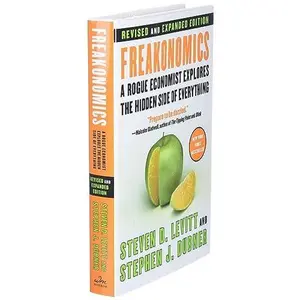 USED-Freakonomics [Revised and Expanded]: A Rogue Economist Explores the Hidden Side of Everything by Steven D. Levitt (Hardcover)