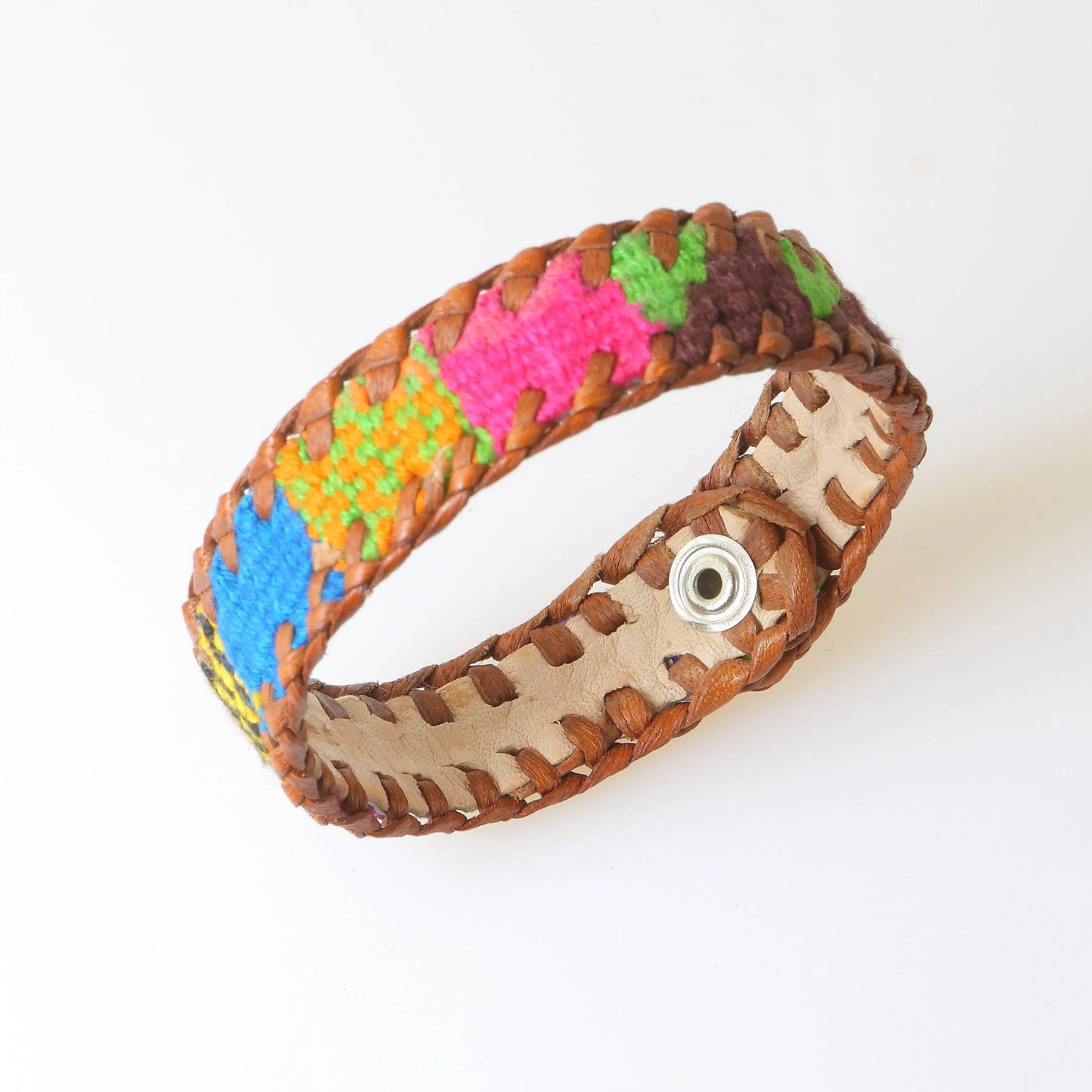 Chula Handmade Fabric & Leather Snap-on Bracelet - Guatemala