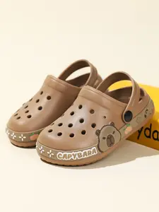Clog Shoes with Capybara Pattern, Fashionable Beach Sandals for Boys and Girls, Lightweight and Comfortable, Outdoor Sports, Casual Outdoor Sandals