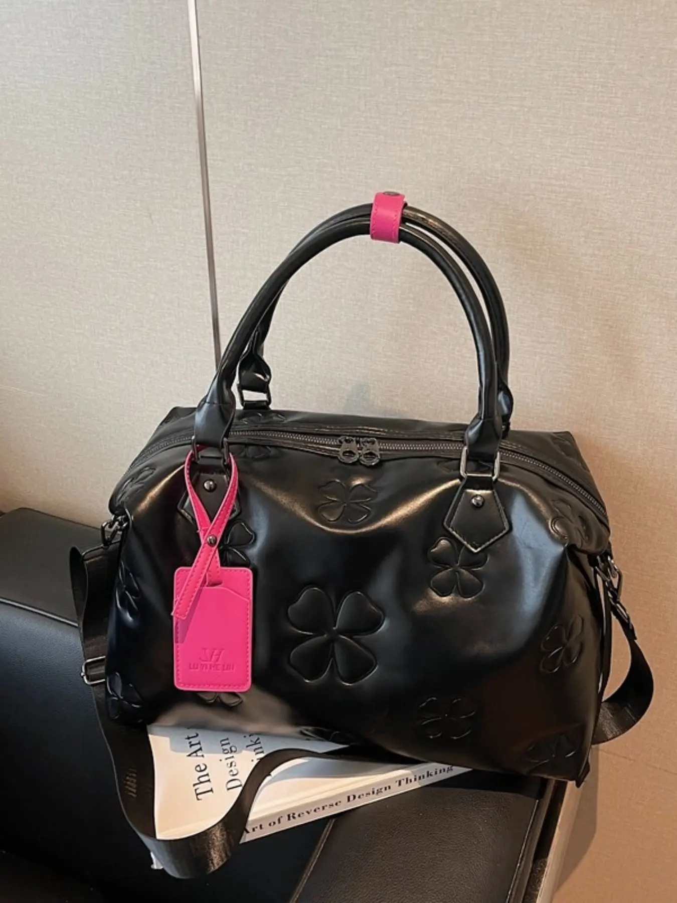 Multifunctional Tote Bag, Short Trip Handbag, Women's Lightweight Gym Bag, Dry Wet Separated Travel Bag, Large Capacity Luggage, Travel Essentials Bag, Fashionable Shoulder Bag, Creative Design Bag, Fashionable Casual Bag