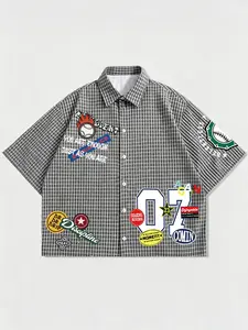 Men's Short Cuban Collar Shirt, Plaid with Badges, Y2K Retro Street Style, Breathable Wrinkle-Resistant Fabric, Casual Wear