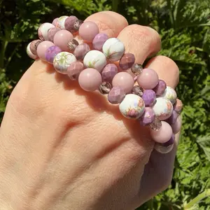 Pink and Purple Blooms Bracelet - Elegant Beaded Design with Floral Patterns and Soft Colors