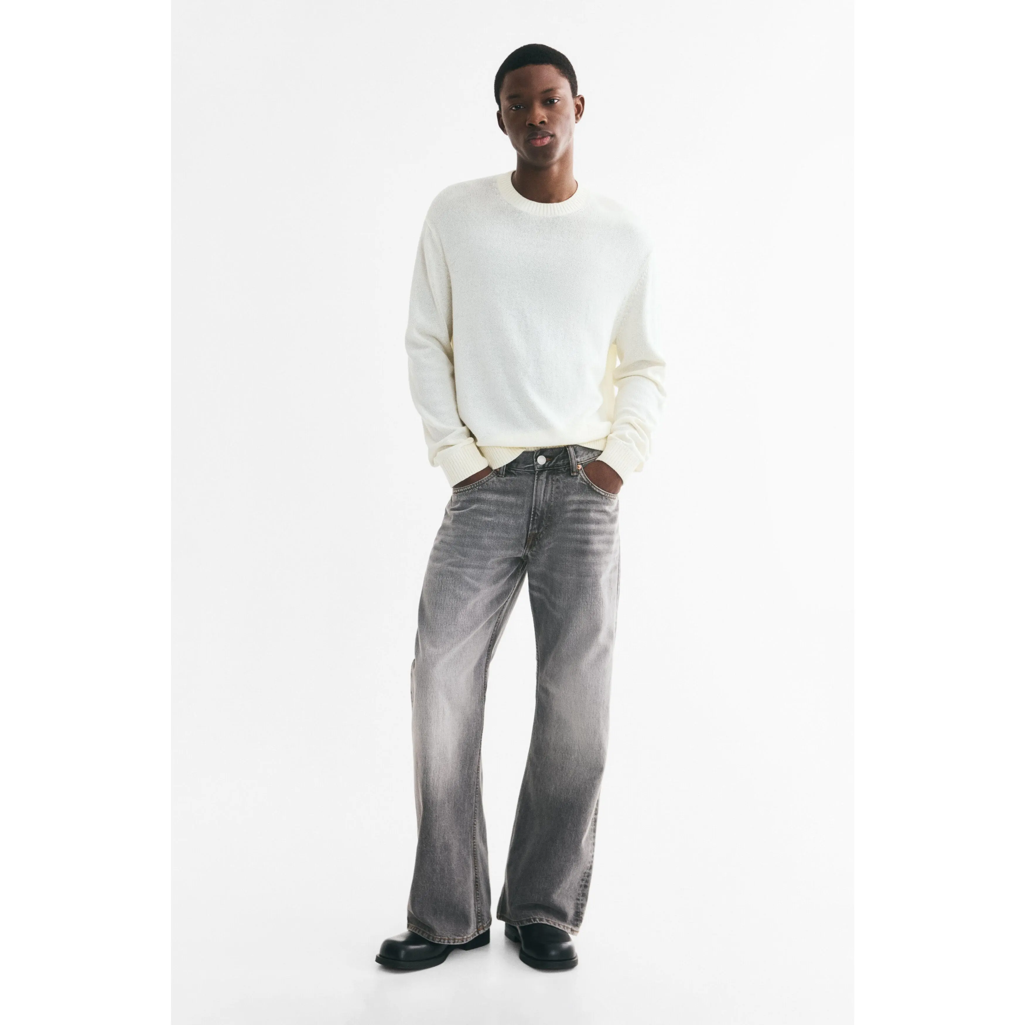 H&M Relaxed Bootcut Jeans