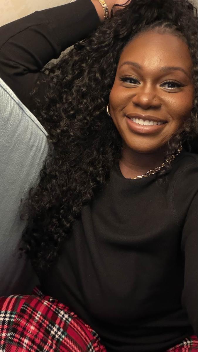 Item: Half Wig, 250%, 24 inch