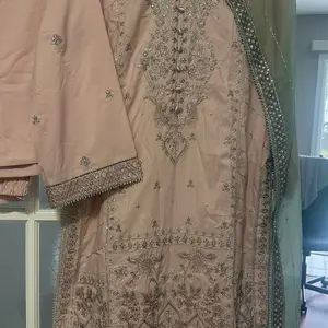 Asim jofa pestal pink boskian lawn heavy embroidery 3pcs medium size