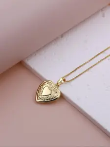 Stainless Steel Heart-Shaped Photo Frame Pendant Necklace, Fashionable Versatile Design, Perfect Gift for Loved Ones