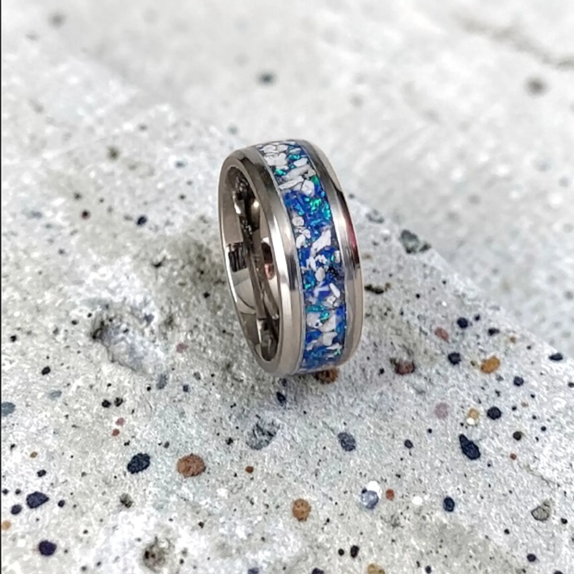 Titanium Cremation Ring: Ash Memorial Jewelry, Pet Urn Band Memorial Cremains Ring 8mm