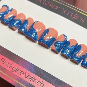 Short Blue glitter presson nails