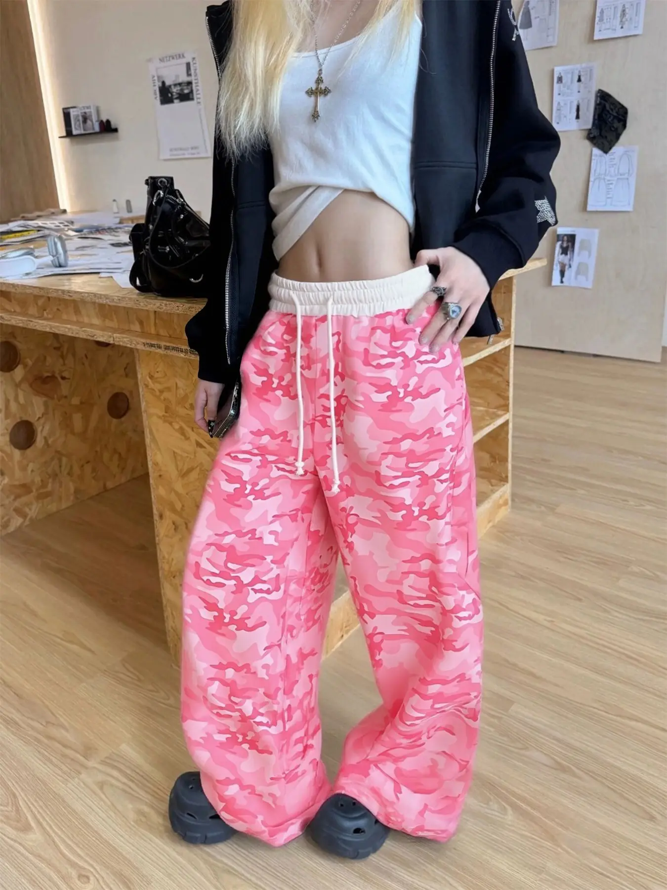 Women's Casual Fashion Camo Long Pants Sleepwear, Stylish Waistband Patch Design, Suitable for Daily Wear or Outdoors