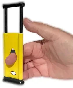 MAGIC FINGER CHOPPER Toy Easy Trick Guillotine Beginner Chop Cut Metal Blade Gag