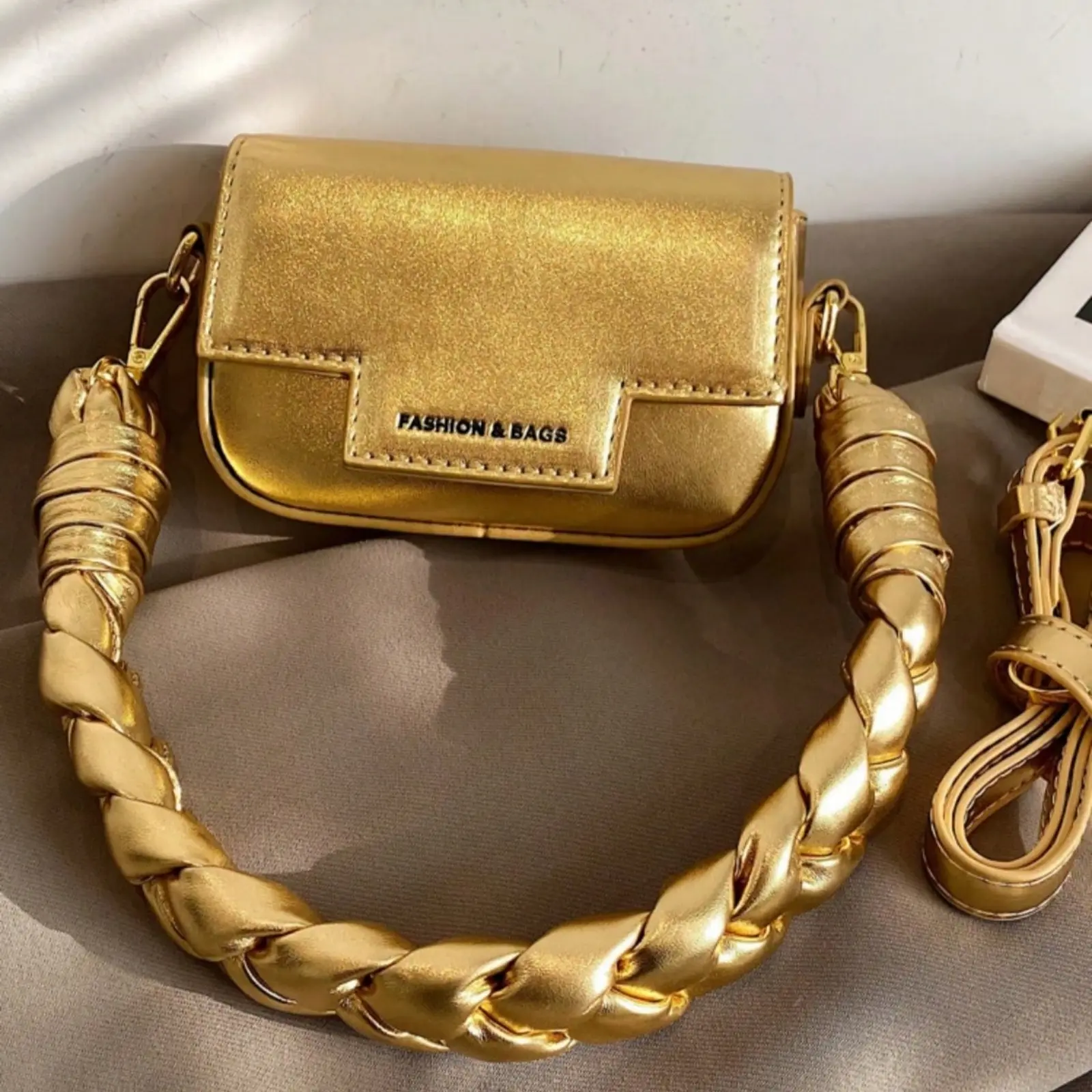 New Candy Color Lacquered Women Small Square Bag, Handwoven Braid Handle Fashion Shoulder Bag, For Young Girls, Suitable For Shopping, Dating, Formal Events, Daily Outfit, Commute, Multifunctional Crossbody Bag