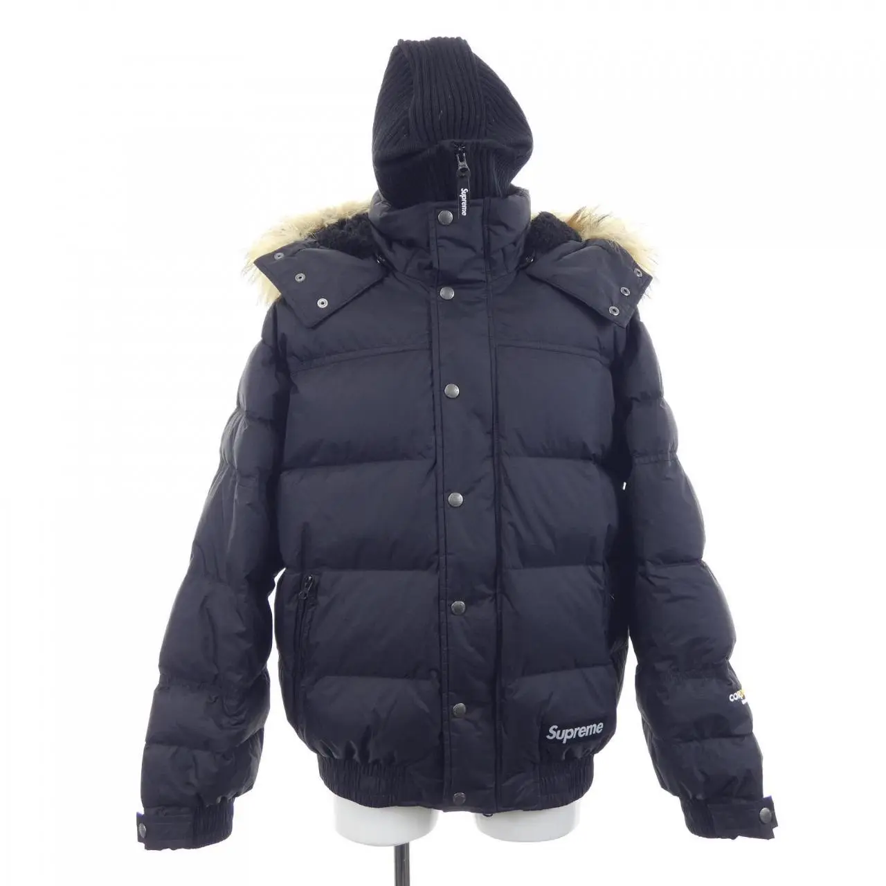 Pre-owned Supreme Nylon Small Leather Goods Down Jacket