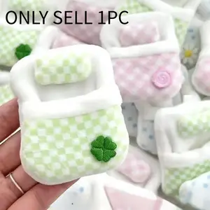 2026New Best-selling Cute Plush Senbelle Four-leaf Clover Bed High Appearance Level Mini Doll Bed Hanging Piece Doll Bed Doll Accessories Gift