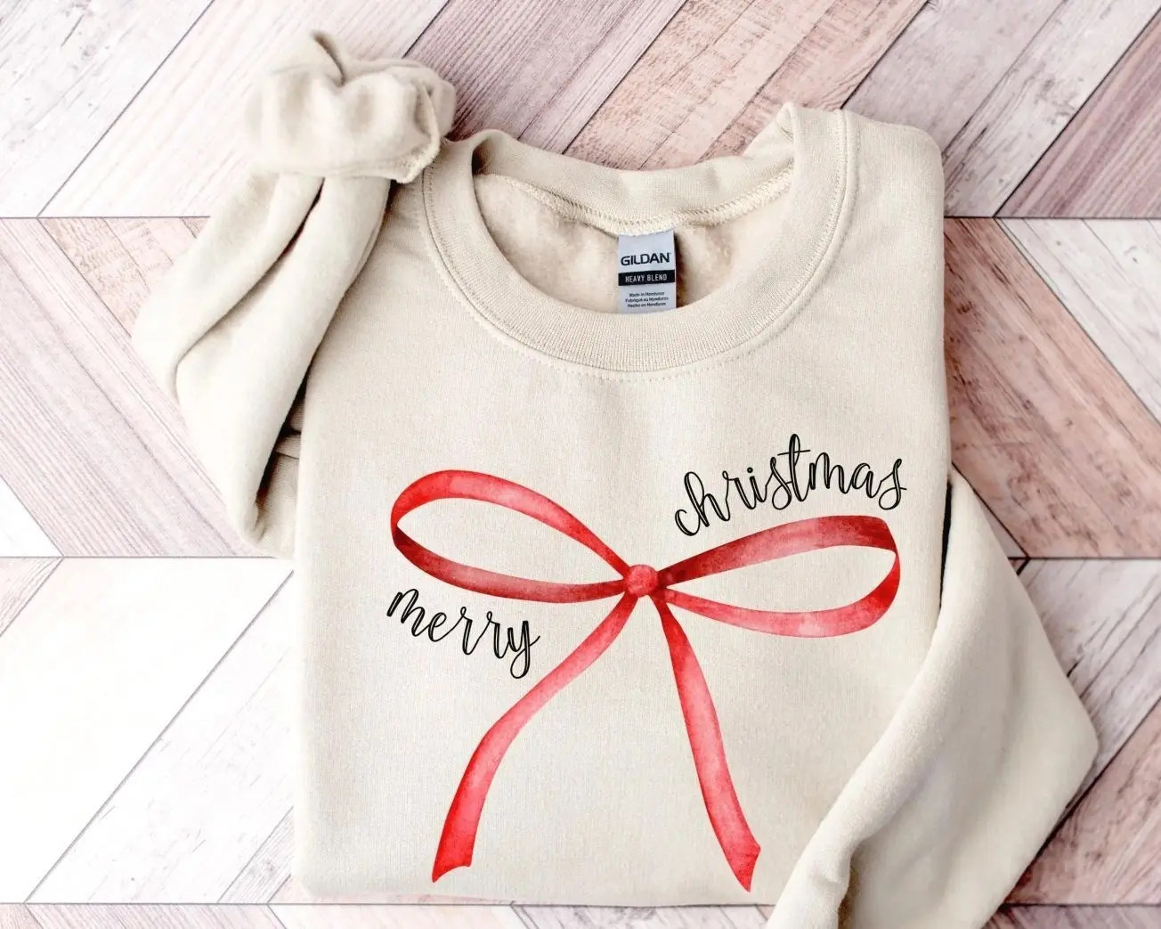 Merry Christmas Bow Sweatshirt, Vintage Coquette Xmas Graphic Crewneck, Cute Pink Ribbon Bow Holiday Sweater, Retro Festive Aesthetic Winter Season Outfit, Cozy Aesthetic Christmas Gift for Women, Trendy Preppy Cute Xmas Holiday Party Apparel