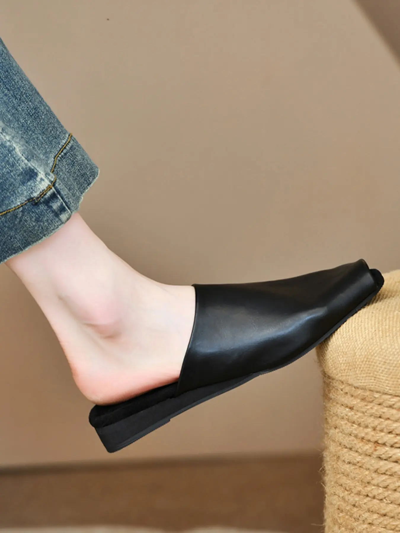 Vintage PU Leather Mules, Simple Square Toe Flat Sandals, Casual Outdoors & Work Commute, Comfortable Slip-On Half Slippers for Women Footwear, Shoes Mules