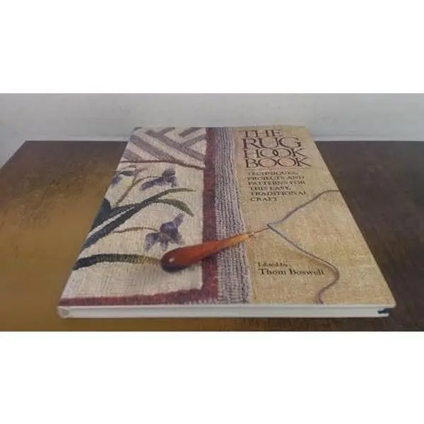 USED Book - The Rug Hook Book: Techniques, Projects and Patterns for This Easy, Traditional Craft (Hardcover) - english