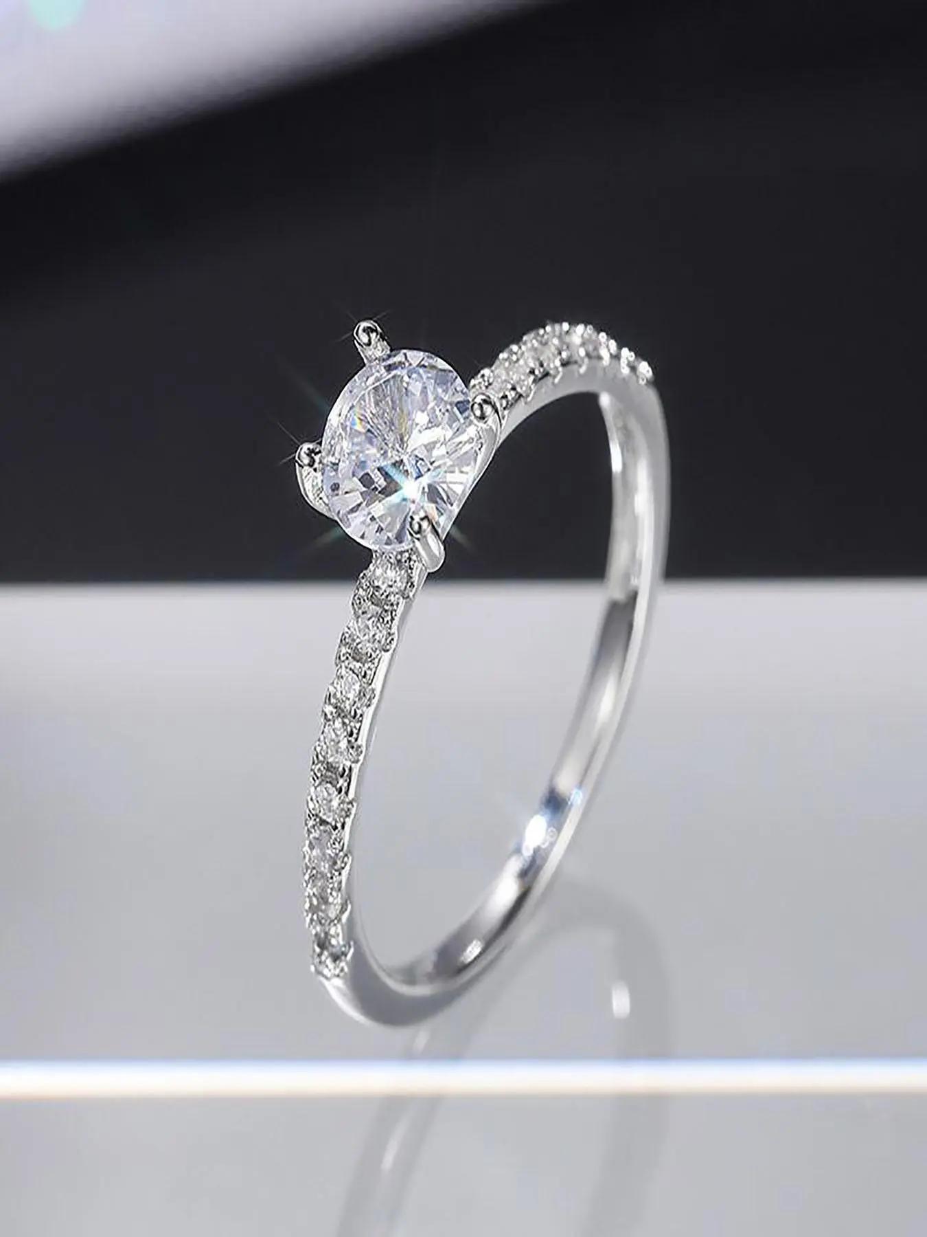Elegant Rhinestone Decorated Ring, Princess Ring, Exquisite Engagement Ring, Unisex Design, Exquisite Craftsmanship, Statement Rings, Fashion Accessories for Women & Men