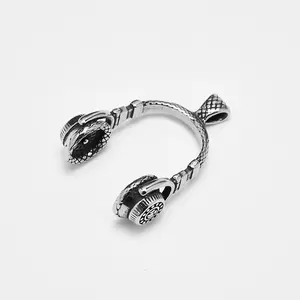 Men'S Silver Headphone Necklace by HANGOVEER NYC