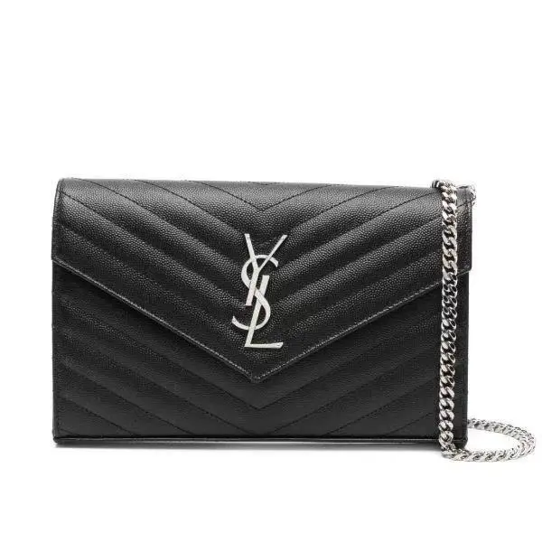 Pre-owned Yves Saint Laurent leather Shoulder Bags Envelope Medium Black Grain Silver Hardware Z 1535