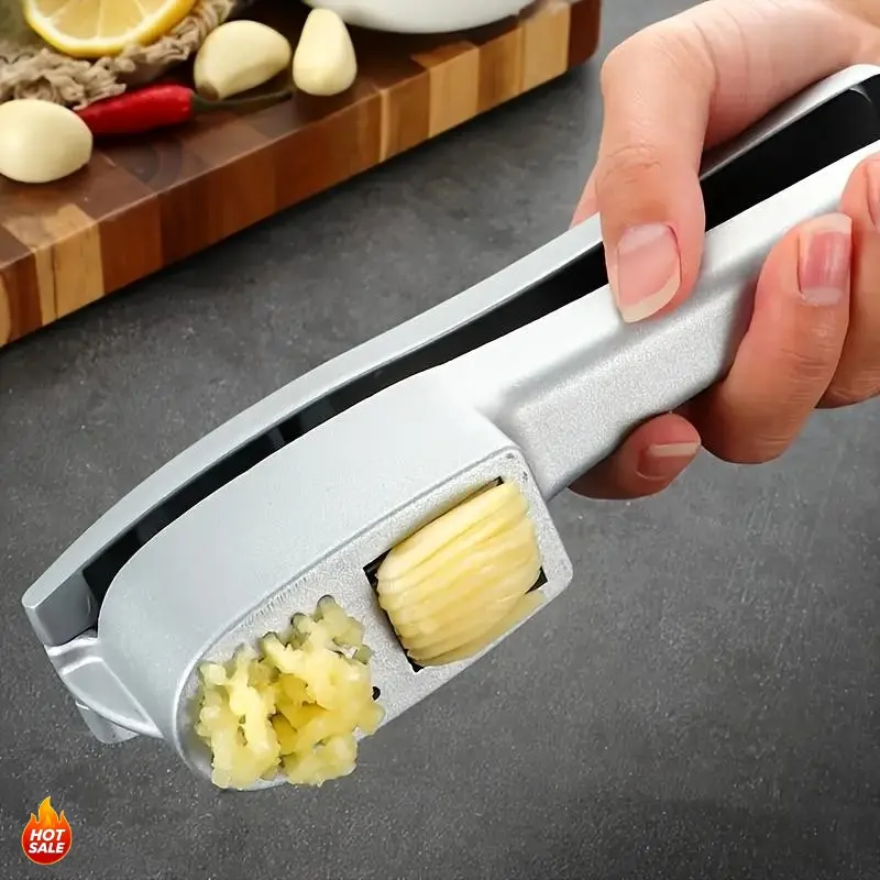2-in-1 Garlic Crusher and Masher for Kitchen - Effortlessly Mince and Smash Garlic