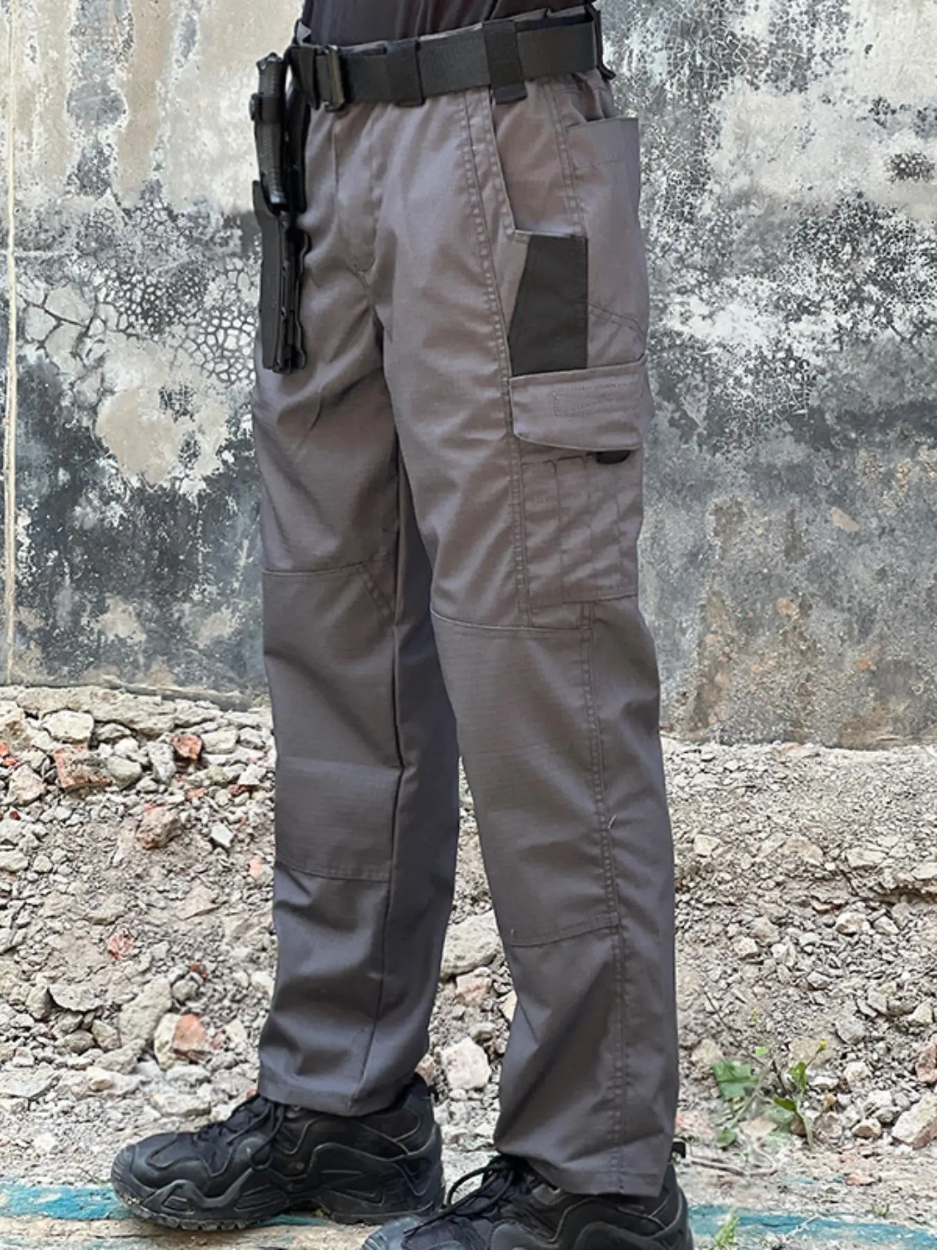 Men's Solid & Camo Print Pockets Zipper Waterproof Tactical Cargo Pants without Belt, Regular Fit Sporty Pockets Durability Trousers for Fall, Wear-re