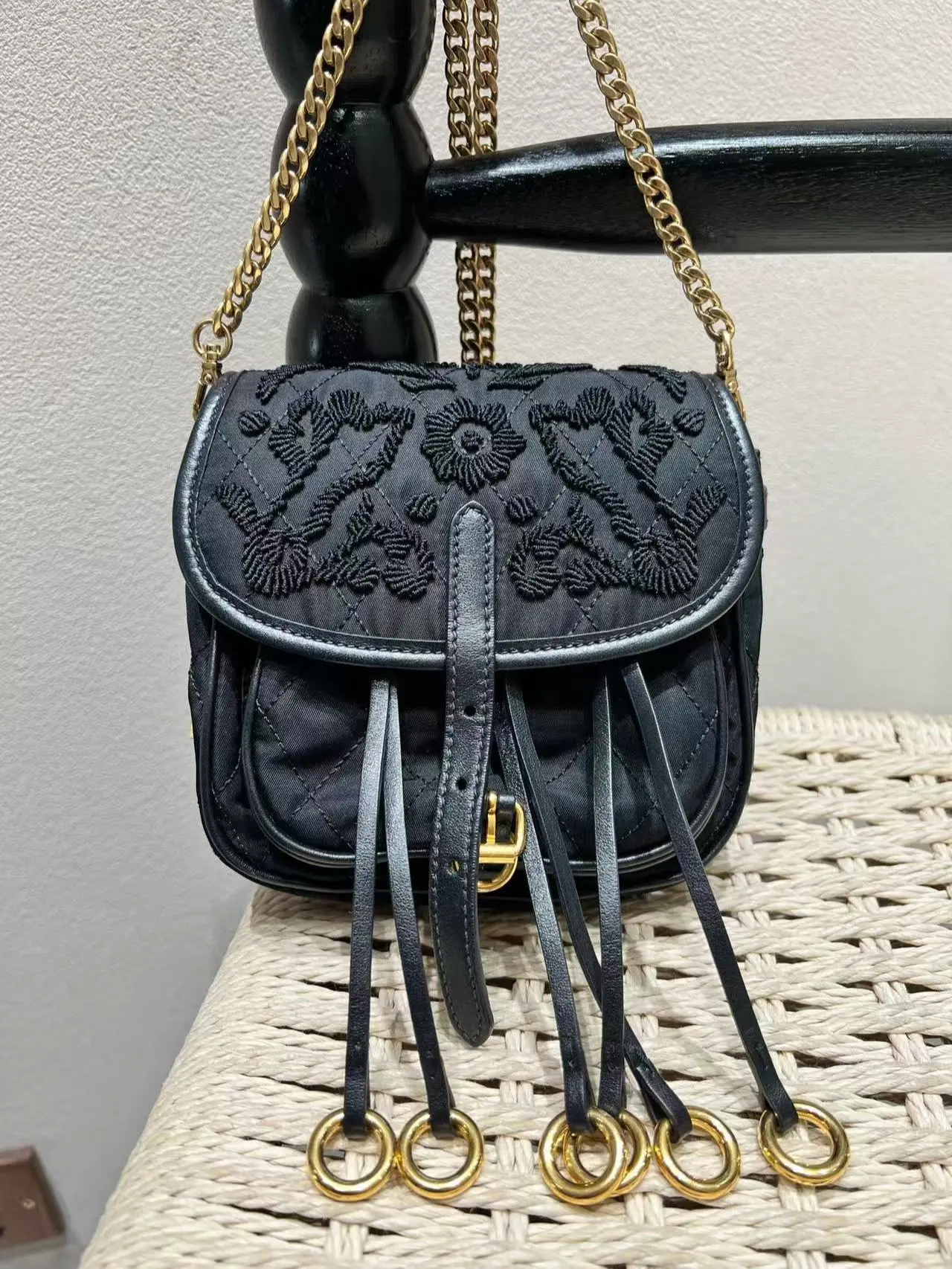 Pre-owned PRADA Black and Gold Embroidery Crossbody Bag 20870592