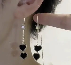 Black Heart Tassel Long Earrings