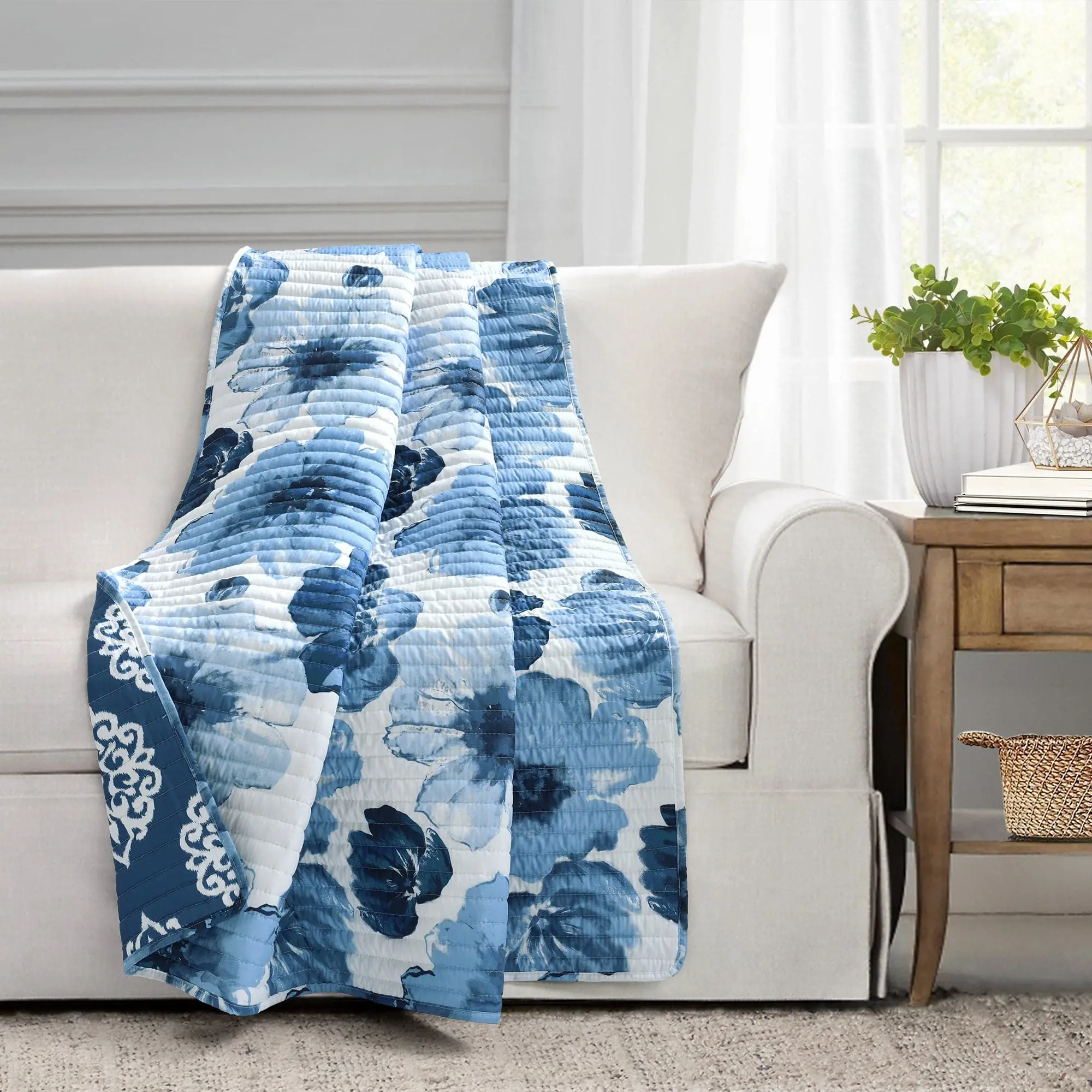 Lush Decor Leah Floral Reversible Printed Throw Blanket 60x50 Inches 100% Polyester Cozy Bedding