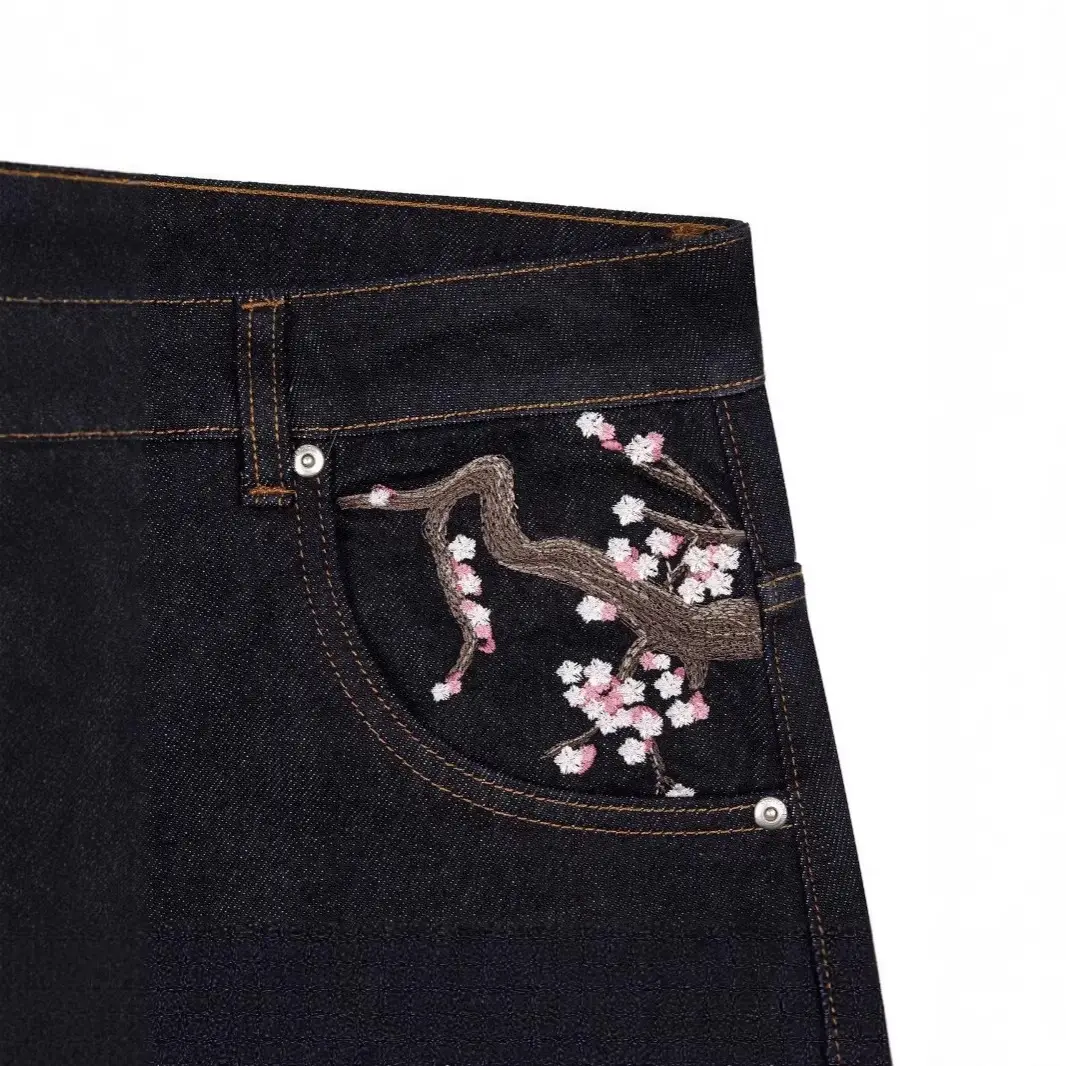 European and American retro plum blossom embroidered straight-leg jeans, unisex, versatile, unique street style trendy jeans, cross-border European and American retro plum blossom embroidered straight-leg jeans, unisex, versatile, unique street style trendy jeans, cross-border