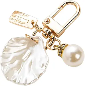 Gold Rhinestone Shell Purse Charm – Crystal Pearl Keychain for Handbags & Car Accessories