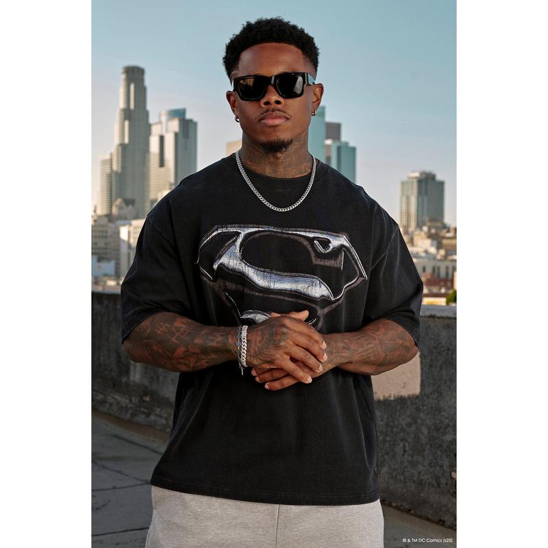 4044 - Superman Graphic Tees