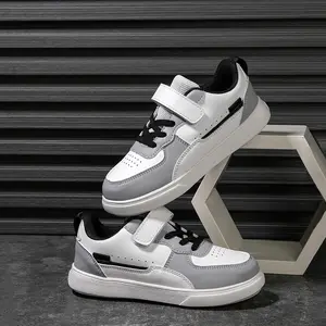 1 pair of boys’ sports shoes, large children’s casual sneakers, suitable for girls. Can be worn throughout the year. Comfortable, soft,