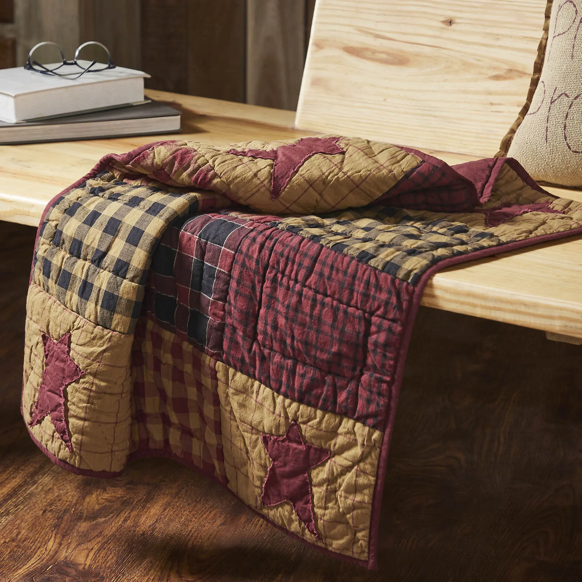 Correll Hand Quilted Echo Stitch Patchwork Cotton Bed Throw, Cozy 30x30 Inches Country Farmhouse Cozy Throw Blanket