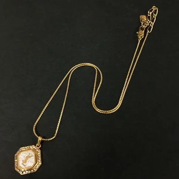 Pre-owned Yves Saint Laurent YSL Logo Rhinestone Gold Tone Pendant Necklace 12764872596/102194