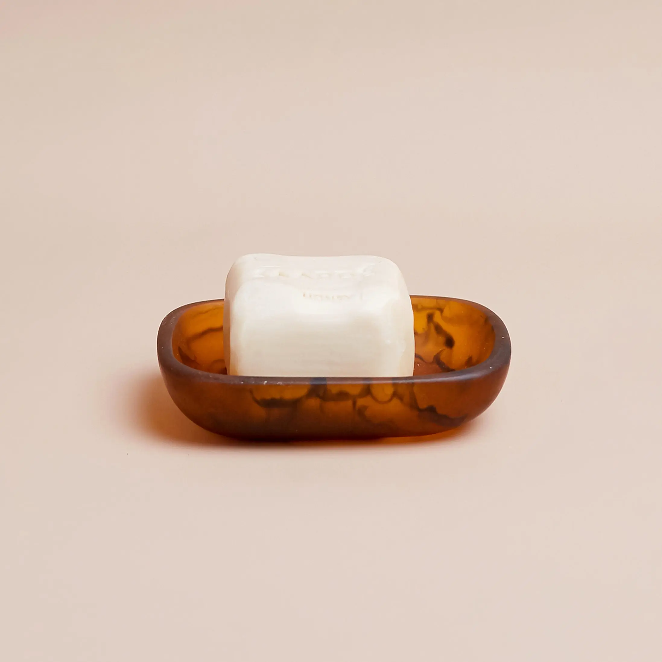 FLOW RESIN SOAP DISH
