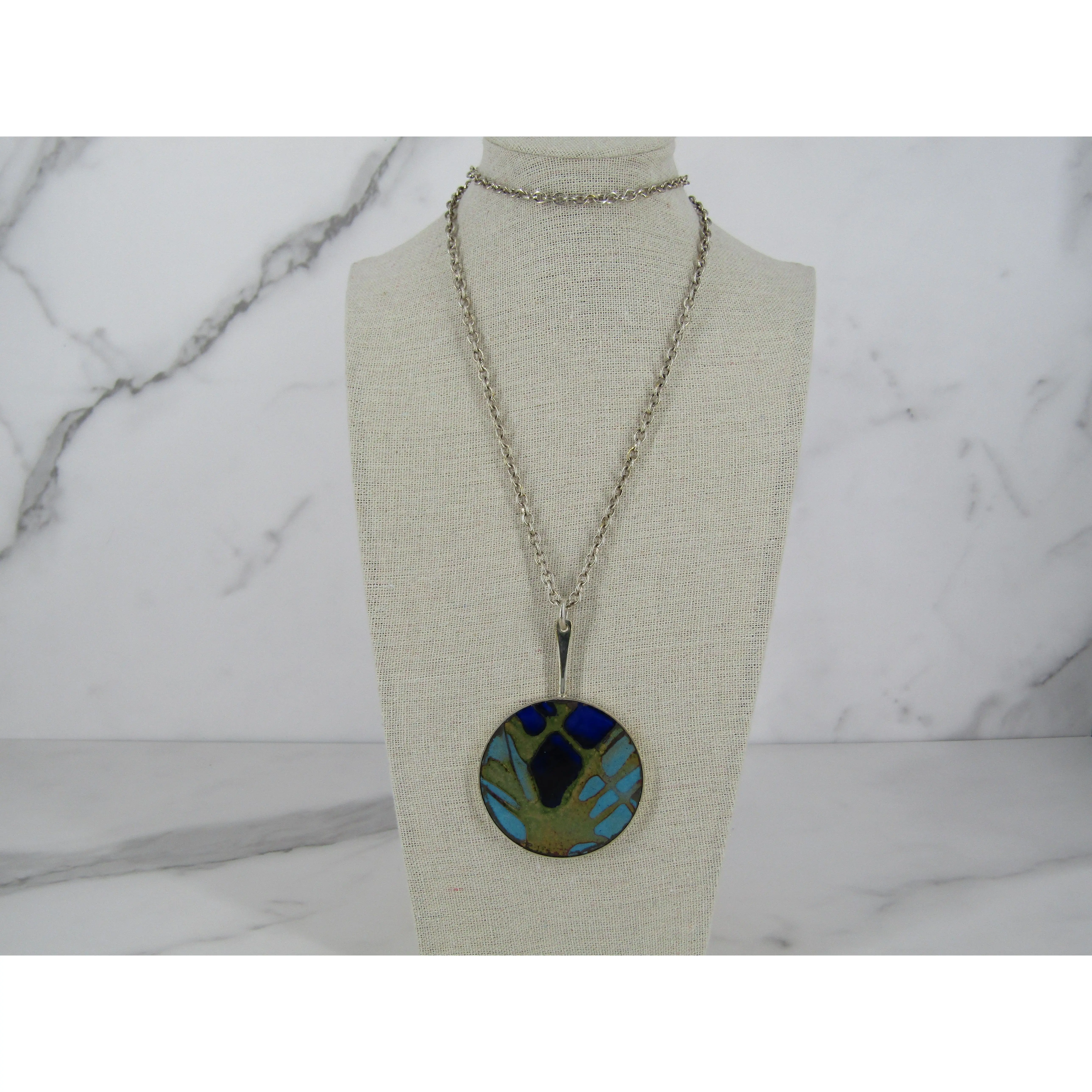 Silver Enamel Medallion Pendant Necklace With Oval Link Chain