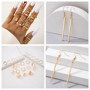【24 pcs of Jewelry Set】22 pcs of Ring + 2 pcs of Earring, Simple geometric solid rectangular stick earrings for women, Gold Knuckle Rings Set for Women, Stackable Rings Boho Joint Finger Midi Rings Silver Hollow Carved Crystal Stacking Rings Pack for Gift