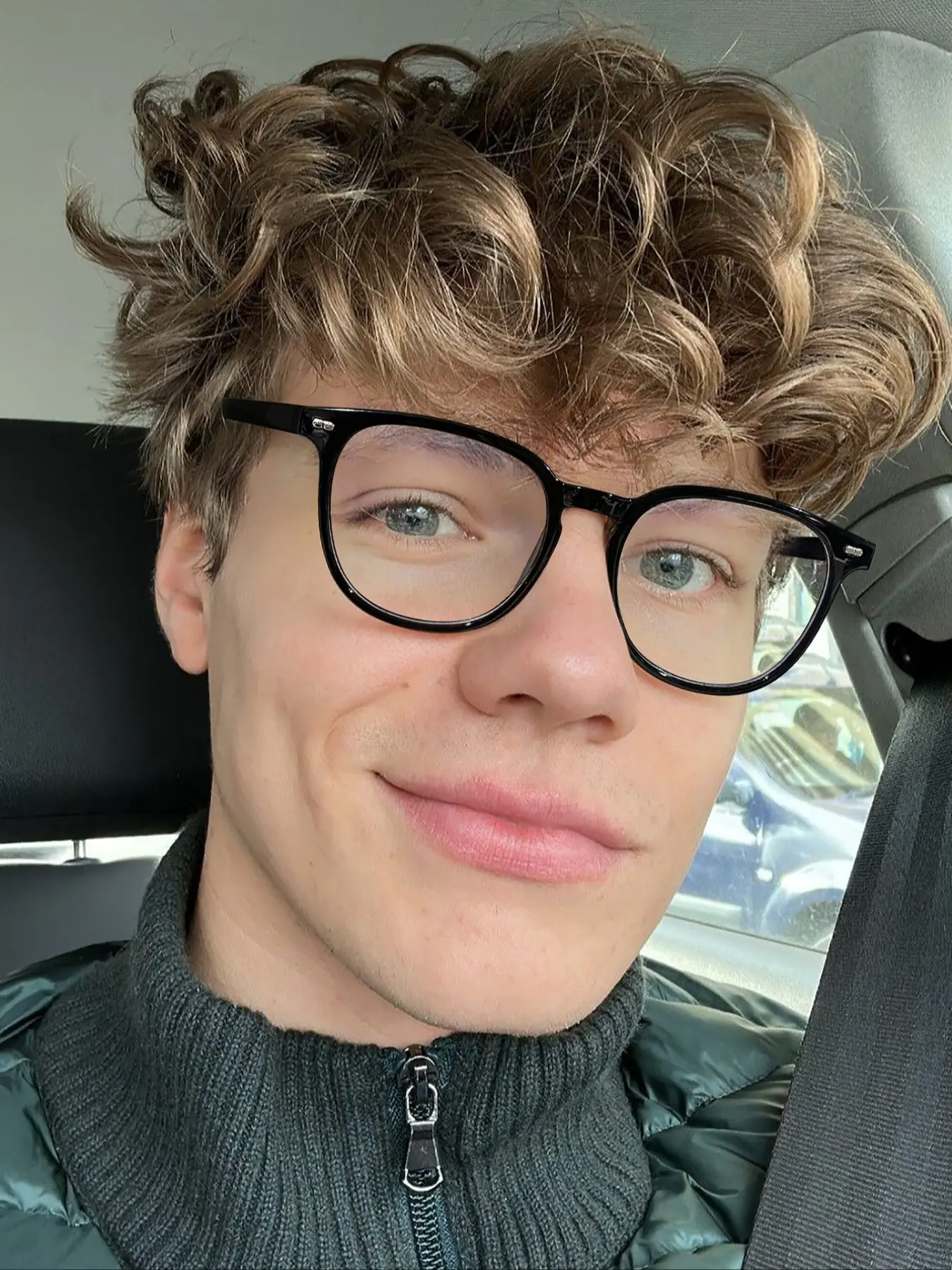 Men's Acrylic Casual Round Frame Fashion Flat Mirror, Lightweight Durable Glasses, Anti-Blue Light, Ideal for Reading, Commuting, Computer Games, TV, Phone Use