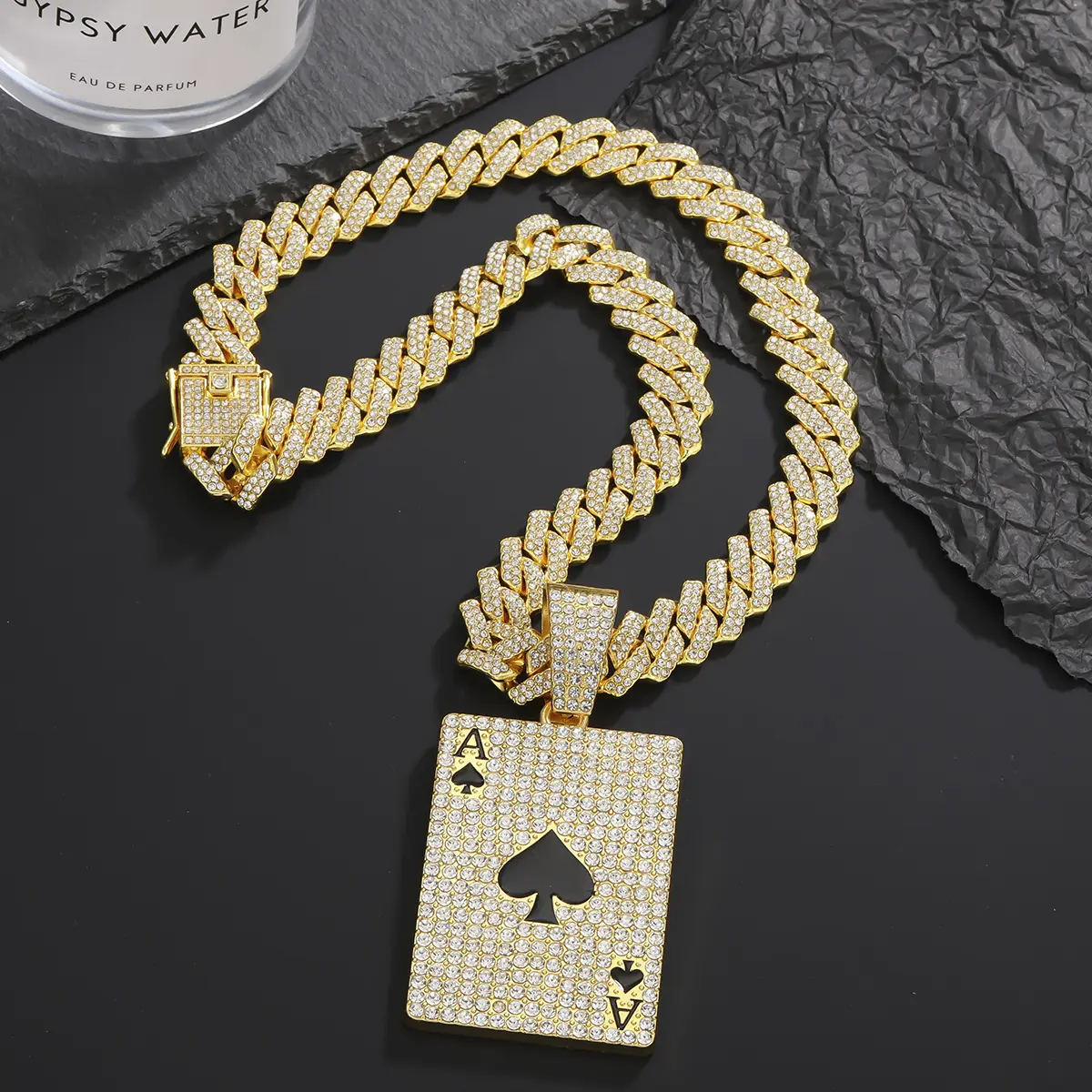 Men’s Iced-Out Ace of Spades Pendant Necklace - Sturdy Cuban Link Chain, Poker Card Charm, Diamond-Set Geometric Design Hip Hop Jewelry for Streetwear Outfits, Individualistic Trend Lucky Gift, Diamond Settings, Alloy, Powerful Presence, Casual