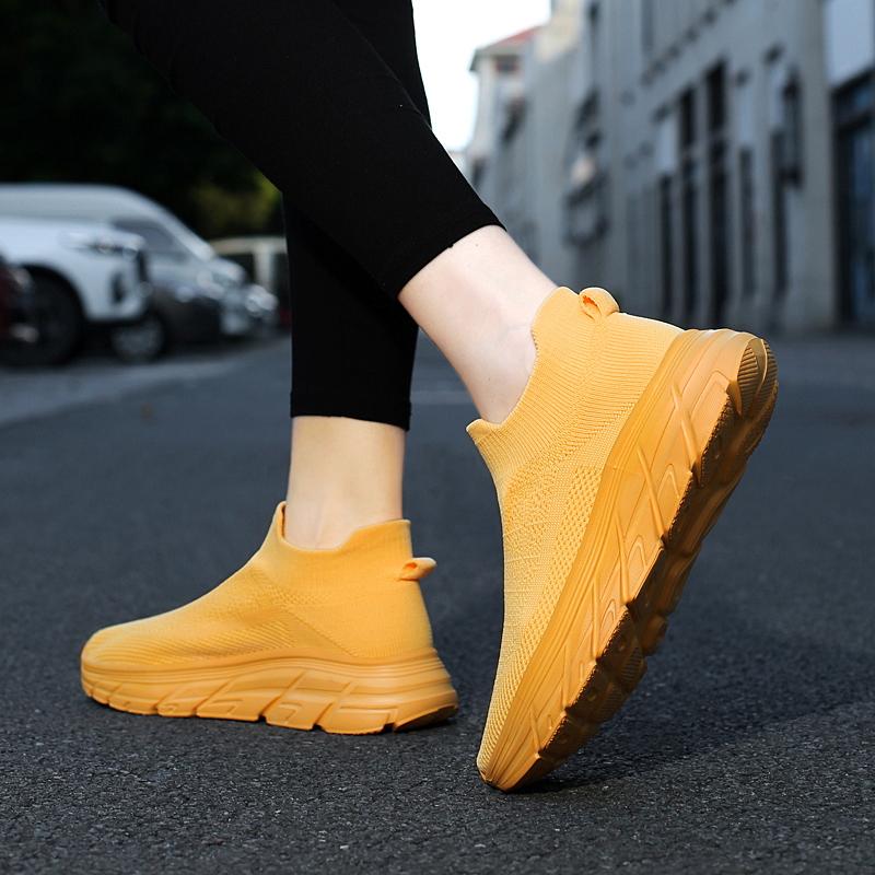 Women's Slip-On Walking Shoes - Fashionable Sports Sneakers with Lightweight Non-Slip Soles for Casual Travel & Work Knitted Design & Platform Sole Comfortable & Stylish