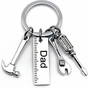 Fathers Day Gift Papa Keychain from Kids Dad Key Chains Funny Grandpa Daddy Keyrings Fathers Day