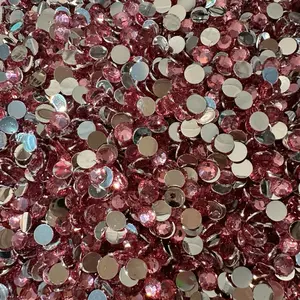 Non-fix resin flat back-silver bottom rhinestones-5mm- 3.000pcs- 58 grams. 4mm 5,000 pcs- 50grams. Nail art crafts decoration