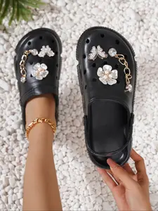Women's Fashionable Flower & Butterfly Design Slides, Studded Decorated Slides, Casual Comfortable Breathable Non-slip Slides, Waterproof Non-slip Beach Slippers for Indoor & Outdoor Wear, Walking Shoes