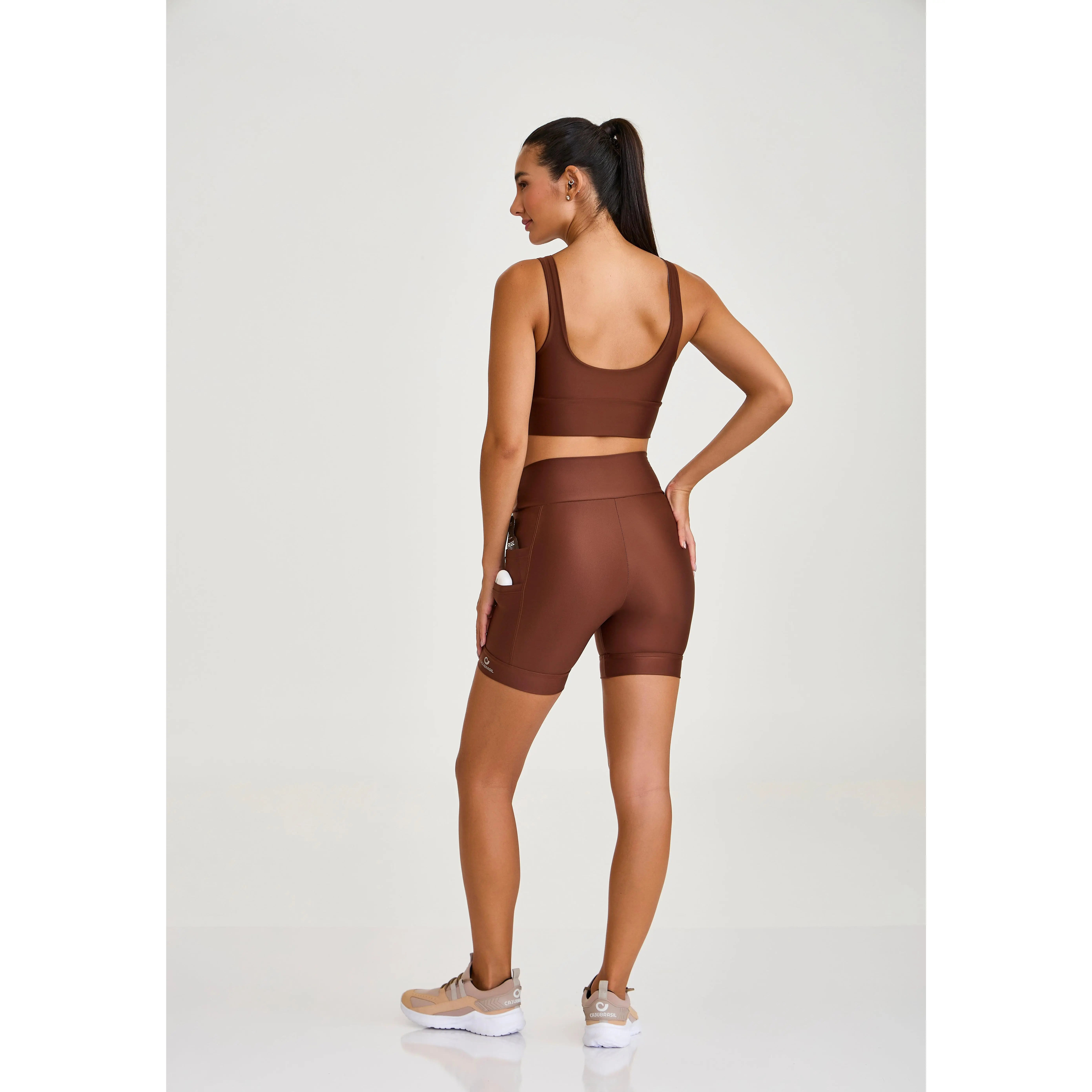 Cropped top atletika with silk